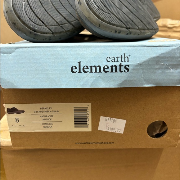 Never worn - Picture 4 of 5